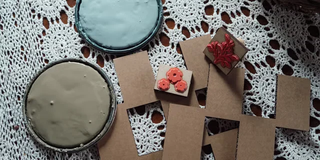 Ця техніка DIY за $4 замінює дорогі шпалери в найстильніших будинках
